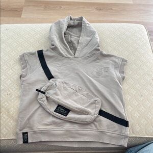 Kids Short Sleeve Hoodie with Pouch - Beige